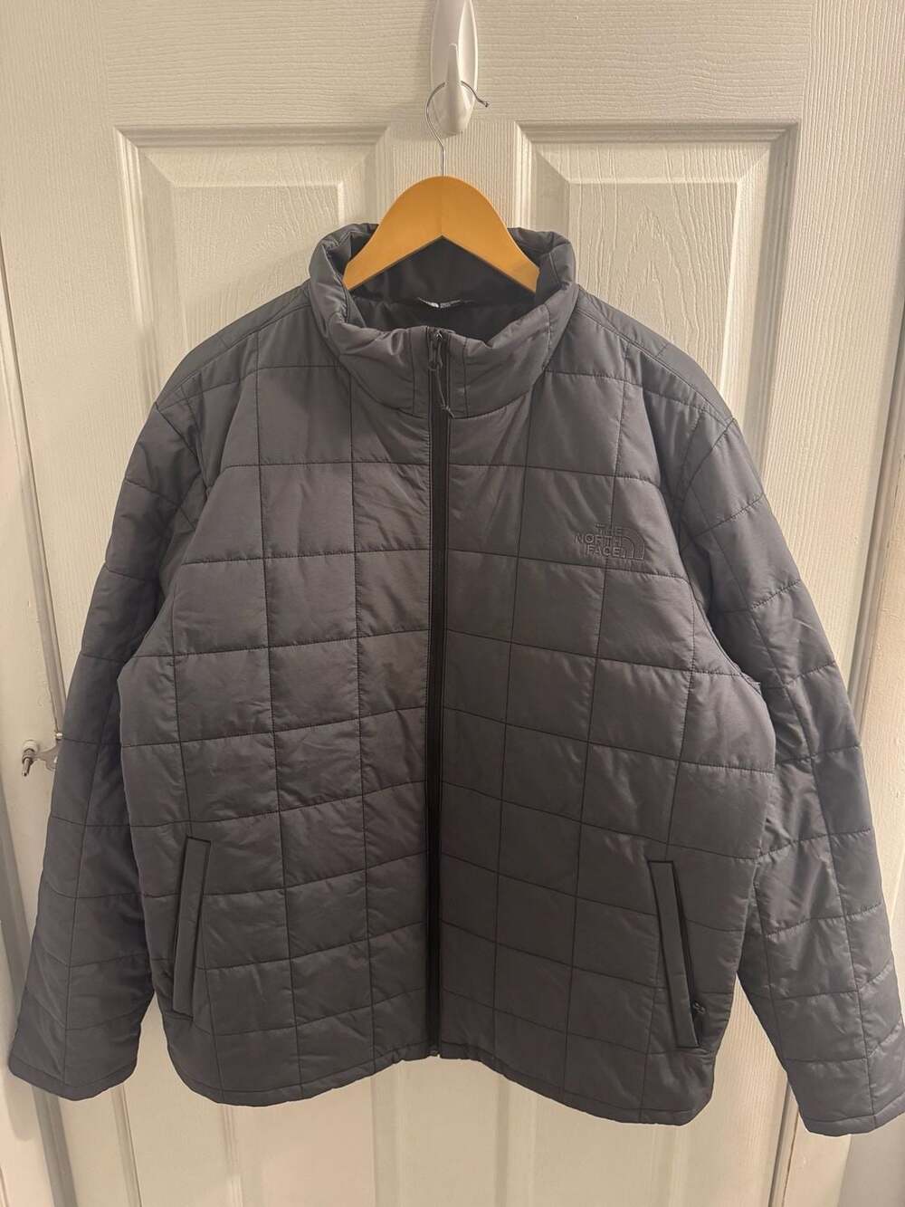 The North Face Junction Insulated Jacket Size XL Gray Quilted Puffer